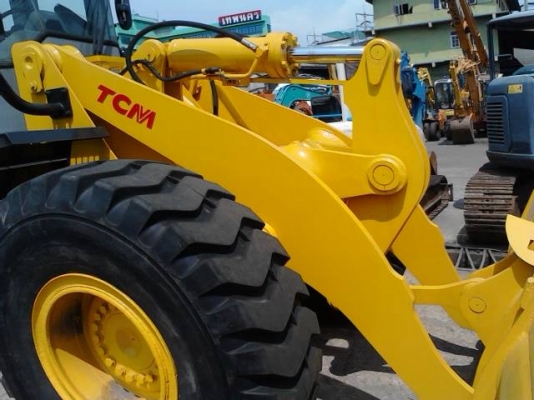 รถตักล้อยาง TCM L 27 รถตักล้อยาง TCM L 27