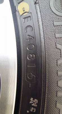 ขายล้อแม็กป้ายแดง hrv 17" ยางปี16 สนใจติดต่อ ตาเล็ก ล้อและยางครับ 081-3747940