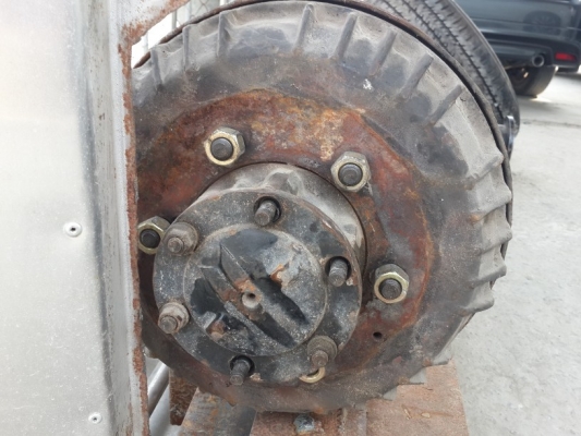 ขายเพลาลอยELF กระทะพร้อมยาง แหนบ เพลากลาง