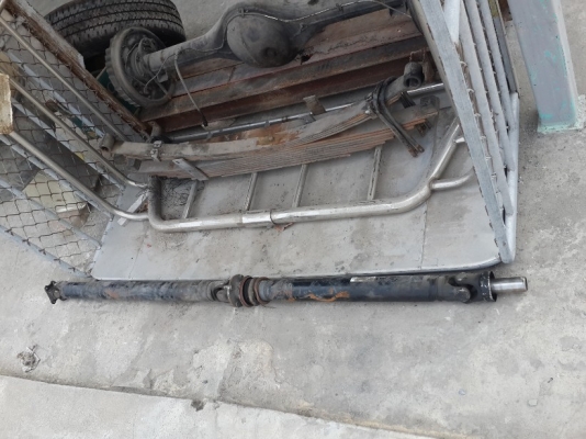 ขายเพลาลอยELF กระทะพร้อมยาง แหนบ เพลากลาง