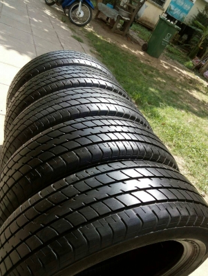 185/60R15 DUNLOP SP SPORT 2030 ปี13 ชุด 4 เส้น ไม่มีปะ tel.081-427-3941 ไอดีไลน์ 0814273941 185/60R15 DUNLOP SP SPORT 2030 ปี13 ชุด 4 เส้น ไม่มีปะ tel.081-427-3941 ไอดีไลน์ 0814273941