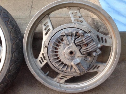 ขายล้อแม็ก honda vf400f  ล้อหน้า16'2.15 ล้อหลัง 18'2.50 ‪#&lrm;