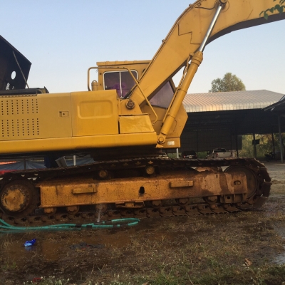 รถแบคโค KATO 200 เครื่องMITSU 6D16 ปั้มK3V เอวแน่นโซ่ใหม่ รถสวยพร้อมใช้ รถแบคโค KATO 200 เครื่องMITSU 6D16 ปั้มK3V เอวแน่นโซ่ใหม่ รถสวยพร้อมใช้