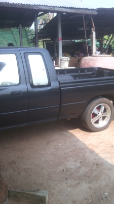 รถโตโยต้ากะบะไม้ต้เอ็กแคป