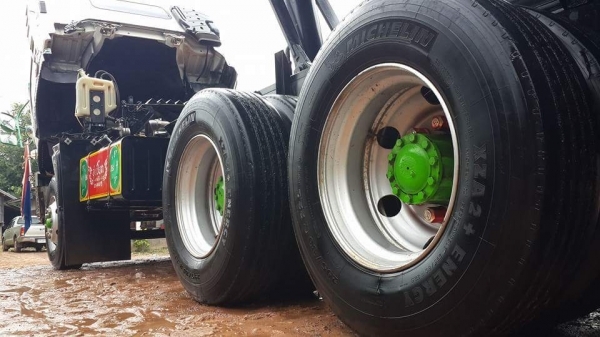 ขายรถบรรทุกพ่วง ISUZU FXZ360HP ปี56