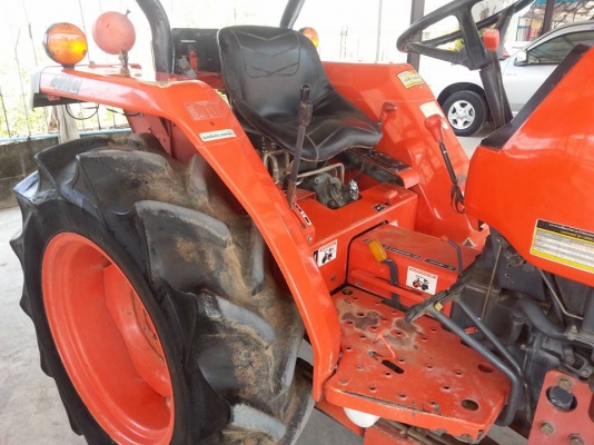 คูโบต้า L3408 4 WD พร้อมใบมีดดันหน้า ...เล่มทะเบียนพร้อม