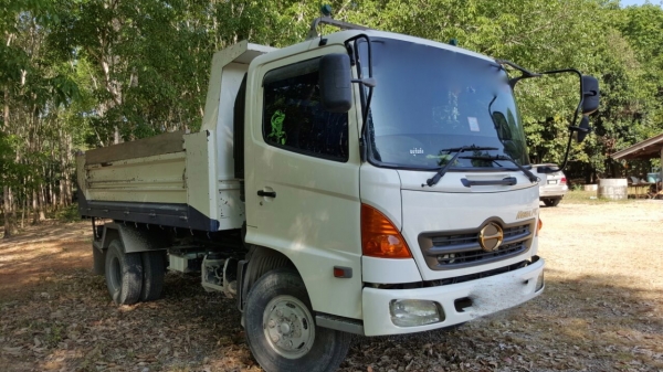 รถฮีโน่ 6 ล้อดั้ม FC4J 150 แรงม้า. ปี 49.  ( รถวิ่ง 25x,xxx กม. )    สนใจติดต่อ  081 - 6079515