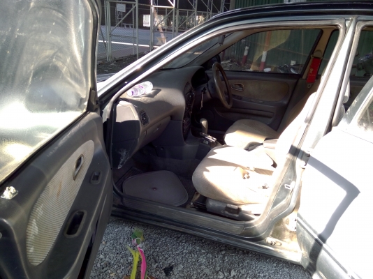 มิตซู อีคาร์ ปี94 เกียร์ออโต หาคนปั้นต่อ รถบางๆเดิมทั้งคัน18000 มิตซู อีคาร์ ปี94 เกียร์ออโต หาคนปั้นต่อ รถบางๆเดิมทั้งคัน18000