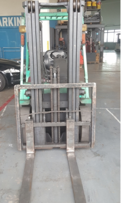 ขาย Forklift MITSUBISHI มือ 2 นำเข้า FD25 ดีเซล 2.5 ตัน เสา 4.3 เมตร 3 Stage Mast + Side Shift งา 1.2 เมตร ขาย Forklift MITSUBISHI มือ 2 นำเข้า FD25 ดีเซล 2.5 ตัน เสา 4.3 เมตร 3 Stage Mast + Side Shift งา 1.2 เมตร