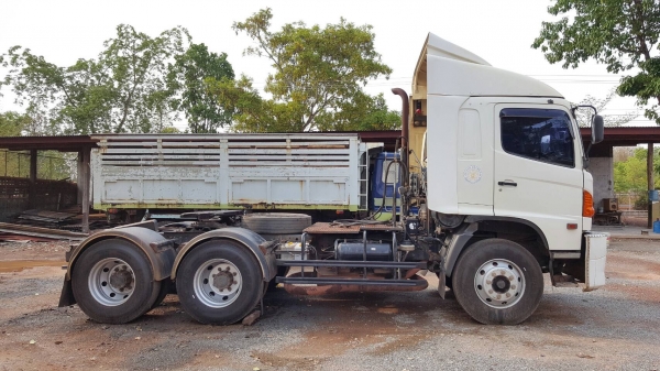 ขาย 10 ล้อ หัวลาก HINO FM2PKLA ปี 53 เครื่องยนต์ 380 แรงม้า เกียร์เดิม ช่วงล่างคัสซีสวย ราคาคุยกันได้ครับ ขาย 10 ล้อ หัวลาก HINO FM2PKLA ปี 53 เครื่องยนต์ 380 แรงม้า เกียร์เดิม ช่วงล่างคัสซีสวย ราคาคุยกันได้ครับ