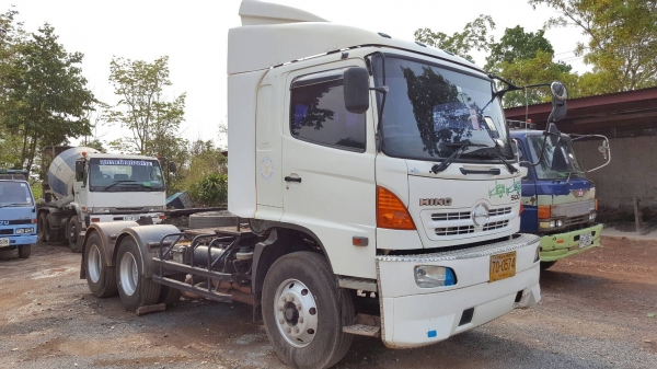 ขาย 10 ล้อ หัวลาก HINO FM2PKLA ปี 53 เครื่องยนต์ 380 แรงม้า เกียร์เดิม ช่วงล่างคัสซีสวย ราคาคุยกันได้ครับ ขาย 10 ล้อ หัวลาก HINO FM2PKLA ปี 53 เครื่องยนต์ 380 แรงม้า เกียร์เดิม ช่วงล่างคัสซีสวย ราคาคุยกันได้ครับ