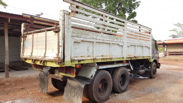 ขาย 10 ล้อดั้ม เพลาเดียว HINO KT925 เครื่อง HO7C 180 แรงม้า เกียร์ HO มีสโลว์กลาง เบรคทิฟฟี่ พวงมาลัยพาวเวอร์ แอร์เย็น ทะเบียนพร้อมโอนครับ ราคาคุยกันได้ ขาย 10 ล้อดั้ม เพลาเดียว HINO KT925 เครื่อง HO7C 180 แรงม้า เกียร์ HO มีสโลว์กลาง เบรคทิฟฟี่ พวงมาลัยพาวเวอร์ แอร์เย็น ทะเบียนพร้อมโอนครับ ราคาคุยกันได้