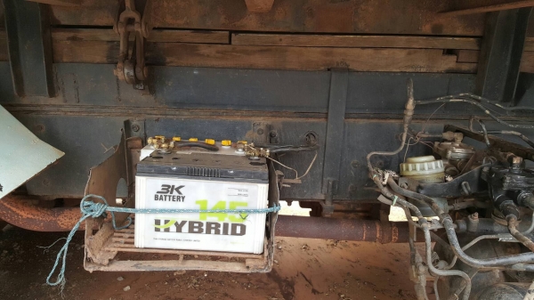 ขาย 10 ล้อดั้ม เพลาเดียว HINO KT925 เครื่อง HO7C 180 แรงม้า เกียร์ HO มีสโลว์กลาง เบรคทิฟฟี่ พวงมาลัยพาวเวอร์ แอร์เย็น ทะเบียนพร้อมโอนครับ ราคาคุยกันได้ ขาย 10 ล้อดั้ม เพลาเดียว HINO KT925 เครื่อง HO7C 180 แรงม้า เกียร์ HO มีสโลว์กลาง เบรคทิฟฟี่ พวงมาลัยพาวเวอร์ แอร์เย็น ทะเบียนพร้อมโอนครับ ราคาคุยกันได้