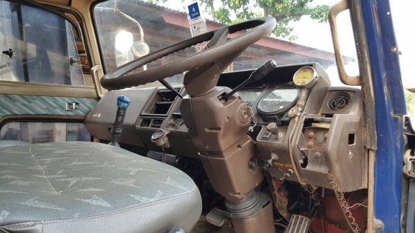 ขาย 10 ล้อดั้ม เพลาเดียว HINO KT925 เครื่อง HO7C 180 แรงม้า เกียร์ HO มีสโลว์กลาง เบรคทิฟฟี่ พวงมาลัยพาวเวอร์ แอร์เย็น ทะเบียนพร้อมโอนครับ ราคาคุยกันได้ ขาย 10 ล้อดั้ม เพลาเดียว HINO KT925 เครื่อง HO7C 180 แรงม้า เกียร์ HO มีสโลว์กลาง เบรคทิฟฟี่ พวงมาลัยพาวเวอร์ แอร์เย็น ทะเบียนพร้อมโอนครับ ราคาคุยกันได้