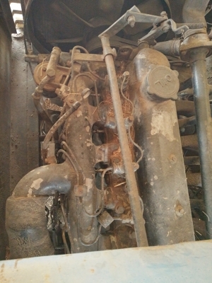 ขายรถนวดข้าว ทะเลทอง 6 ฟุต เครื่อง hino ec100