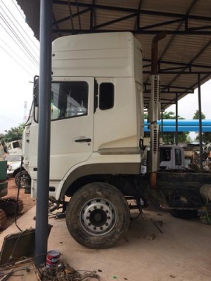 ขายหัวรถ/คัสซีสิบล้อ..สภาพเดิมๆค่ะ