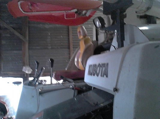 ขายตามสภาพรถเกียวอุ้ม 95ของคูโบตีาปี56 ทำงาน3000ชัวโมง ขายตามสภาพรถเกียวอุ้ม 95ของคูโบตีาปี56 ทำงาน3000ชัวโมง