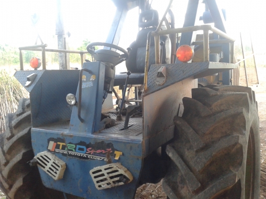 ขายคีบหลัง รถไถฟอร์ด อู่ช่างอั๋นไฮดรอลิค