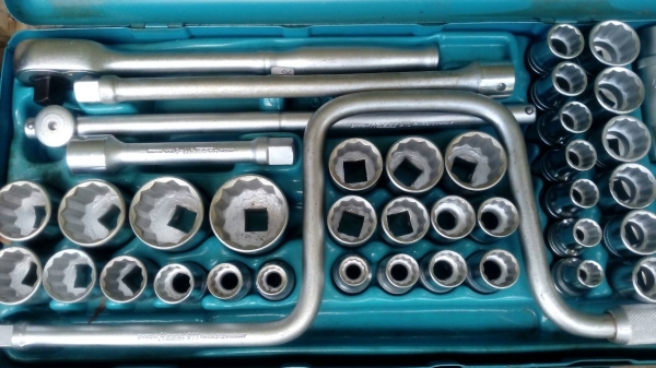 ขายชุดบ็อกเยอรมันขนาด4หุนมี2ระบบทั้งมืลและหุนMade in Germany.