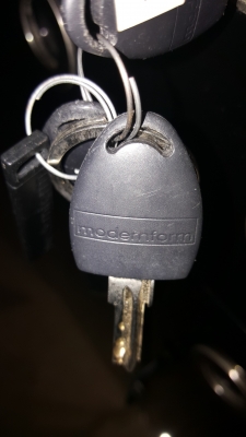 ขายโต็ะทำงานผู้บริหารครบชุด 80,000 บาท