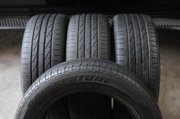 ยาง Bridgestone 235-55-18 Japan ขายถูกๆ