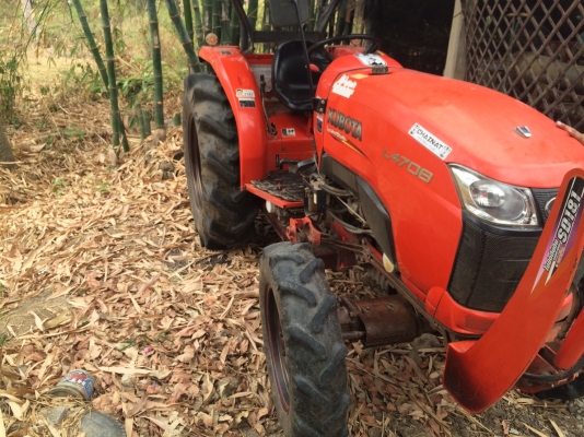 คูโบต้าL4708พร้อมใบมีดโรตารีอุปกรณ์2อย่างครบเลยครับ คูโบต้าL4708พร้อมใบมีดโรตารีอุปกรณ์2อย่างครบเลยครับ