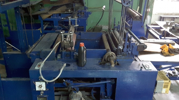 เครื่องตัดถุงพลาสติก 1 เครื่อง และอะไหร่อีกตัวนึง