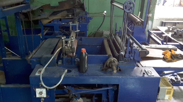 เครื่องตัดถุงพลาสติก 1 เครื่อง และอะไหร่อีกตัวนึง