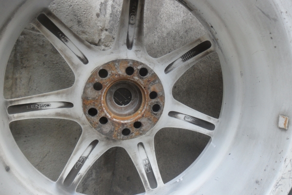 Lensoแท้ ขอบ17นิ้ว5รู100/114 พร้อมยาง สวยๆ 4 ล้อ ราคา 7500 บาท