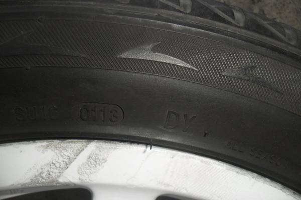 Lensoแท้ ขอบ17นิ้ว4รู100/114 พร้อมยาง สวยๆ 4 ล้อ ราคา 7500 บาท