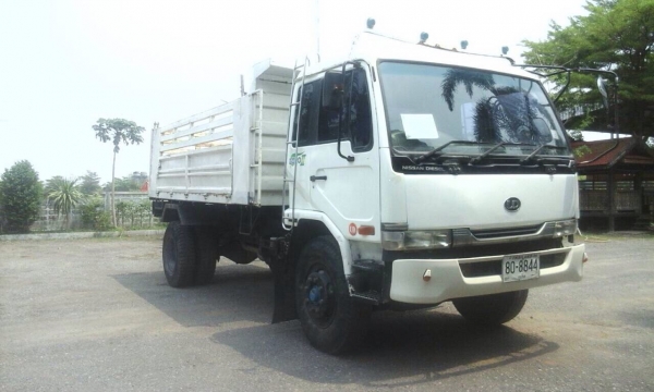 ขายรถหกล้อดัมพ์ NISSAN เครื่อง 220 แรง ปี 50 ทะเบียนพร้อม