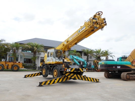 ROUGH TERRAIN CRANE TADANO TR200M-4 ROUGH TERRAIN CRANE TADANO TR200M-4