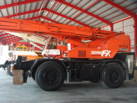 ROUGH TERRAIN CRANE TADANO TR250M-5 ROUGH TERRAIN CRANE TADANO TR250M-5