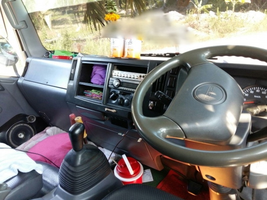 รถอีซุซุ 6 ล้อดั้ม NPR 150 แรงม้า ปี 51.  ( รถวิ่ง 2xx,xxx กม. )    สนใจติดต่อ  081 - 6079515