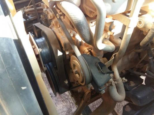 รถอีซุซุ 6 ล้อดั้ม NPR 150 แรงม้า ปี 51.  ( รถวิ่ง 2xx,xxx กม. )    สนใจติดต่อ  081 - 6079515