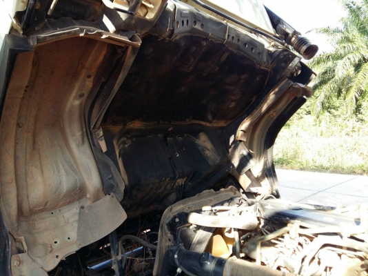 รถอีซุซุ 6 ล้อดั้ม NPR 150 แรงม้า ปี 51.  ( รถวิ่ง 2xx,xxx กม. )    สนใจติดต่อ  081 - 6079515