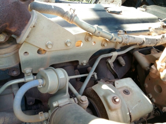 รถอีซุซุ 6 ล้อดั้ม NPR 150 แรงม้า ปี 51.  ( รถวิ่ง 2xx,xxx กม. )    สนใจติดต่อ  081 - 6079515