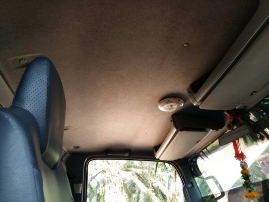 รถอีซุซุ 6 ล้อดั้ม NPR 150 แรงม้า ปี 51.  ( รถวิ่ง 2xx,xxx กม. )    สนใจติดต่อ  081 - 6079515