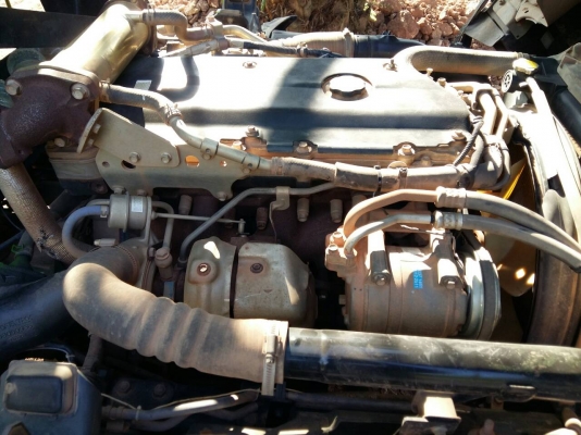 รถอีซุซุ 6 ล้อดั้ม NPR 150 แรงม้า ปี 51.  ( รถวิ่ง 2xx,xxx กม. )    สนใจติดต่อ  081 - 6079515