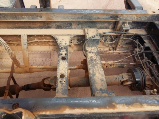 รถอีซุซุ 6 ล้อดั้ม NPR 150 แรงม้า ปี 51.  ( รถวิ่ง 2xx,xxx กม. )    สนใจติดต่อ  081 - 6079515