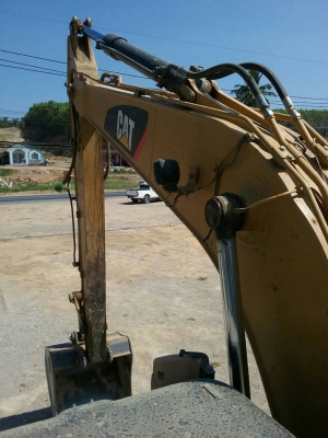 รถแบคโฮ  CAT  312D  ( กระบอกดำ. ) , ( รถทำ 5,xxx กว่า ชม. )     สนใจติดต่อ  081 - 6079515