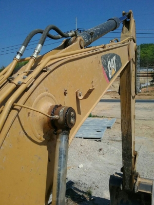 รถแบคโฮ  CAT  312D  ( กระบอกดำ. ) , ( รถทำ 5,xxx กว่า ชม. )     สนใจติดต่อ  081 - 6079515