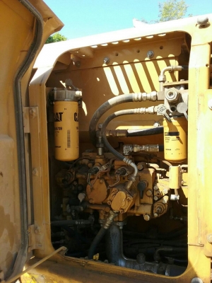 รถแบคโฮ  CAT  312D  ( กระบอกดำ. ) , ( รถทำ 5,xxx กว่า ชม. )     สนใจติดต่อ  081 - 6079515