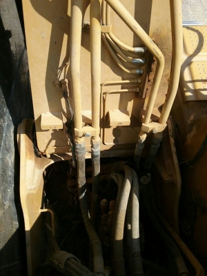 รถแบคโฮ  CAT  312D  ( กระบอกดำ. ) , ( รถทำ 5,xxx กว่า ชม. )     สนใจติดต่อ  081 - 6079515