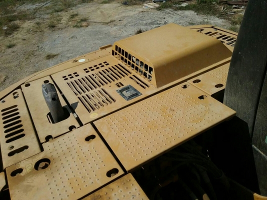 รถแบคโฮ  CAT  312D  ( กระบอกดำ. ) , ( รถทำ 5,xxx กว่า ชม. )     สนใจติดต่อ  081 - 6079515