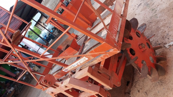 เครื่องปลูกอ้อยKK เครื่องปลูกอ้อยKK