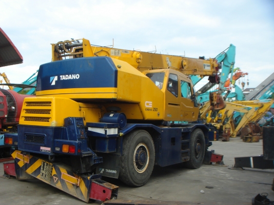 ROUGH TERRAIN CRANE TADANO TR250M-6