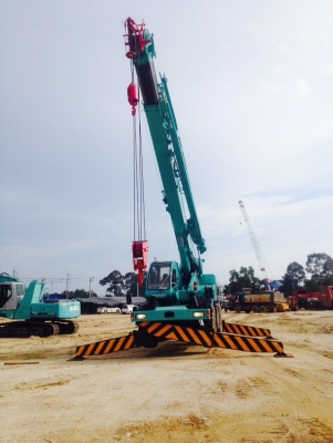 ROUGH TERRAIN CRANE COBELCO RK250 ROUGH TERRAIN CRANE COBELCO RK250