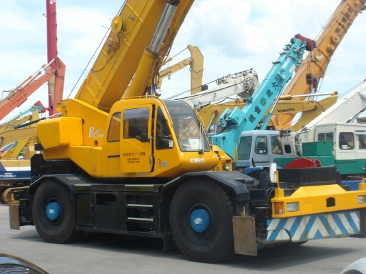 ROUGH TERRAIN CRANE KOBELCO RK450-2 ROUGH TERRAIN CRANE KOBELCO RK450-2