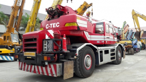 ROUGH TERRAIN CRANE KOBELCO RK450-2